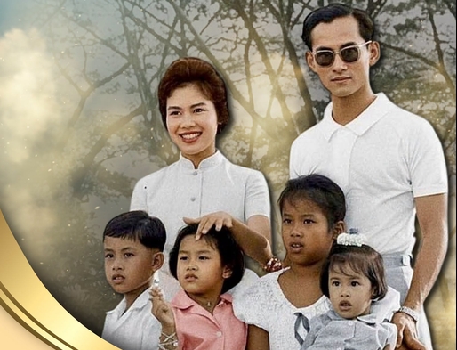 สมเด็จพระนางเจ้าสิริกิติ์ พระบรมราชินีนาถ พระบรมราชชนนีพันปีหลวง ทรงมีแนวทางการอภิบาลพระราชโอรสและพระราชธิดาที่เปี่ยมด้วยพระเมตตา ควบคู่กับการปลูกฝังระเบียบวินัย อันเป็นแบบอย่างอันทรงคุณค่าสำหรับทุกครอบครัว